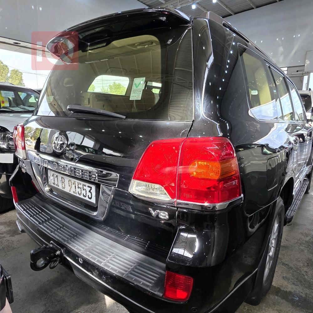 تويوتا لاندكروزر